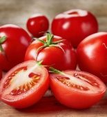 Rusiya Azərbaycanın üç müəssisəsinə alma və pomidor tədarükünə icazə verdi