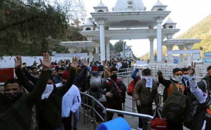 Hindistanda dindarların mübahisəsi 12 nəfərin ölümü ilə bitdi - VİDEO