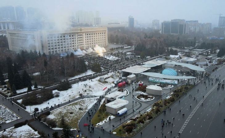 Qazaxıstanın Almatı şəhərində yenidən etirazlar başladı - Meydana TOPLAŞIRLAR