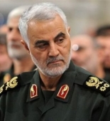 İranda general Qasım Süleymaninin heykəli yandırıldı - VİDEO