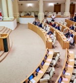 Gürcüstan parlamenti Konstitusiyaya dəyişiklikləri qəbul edib