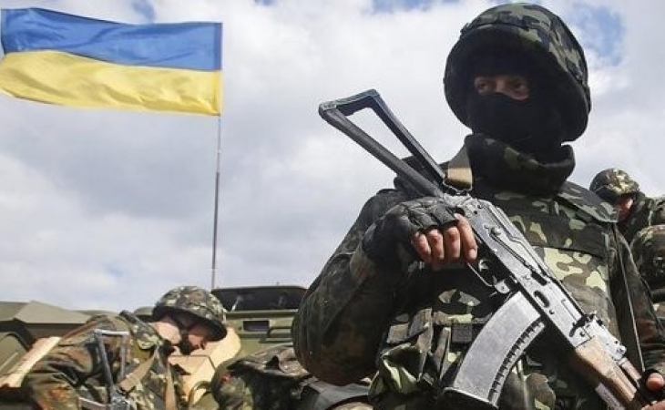 Ukraynanın paytaxtında tanklar hərəkət edir: Atışma səsləri səngimək bilmir - YENİ VİDEOLAR