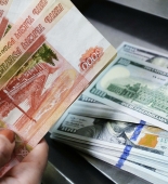 Rubl çökür, Moskva birjasında dollar 100 rublu keçib