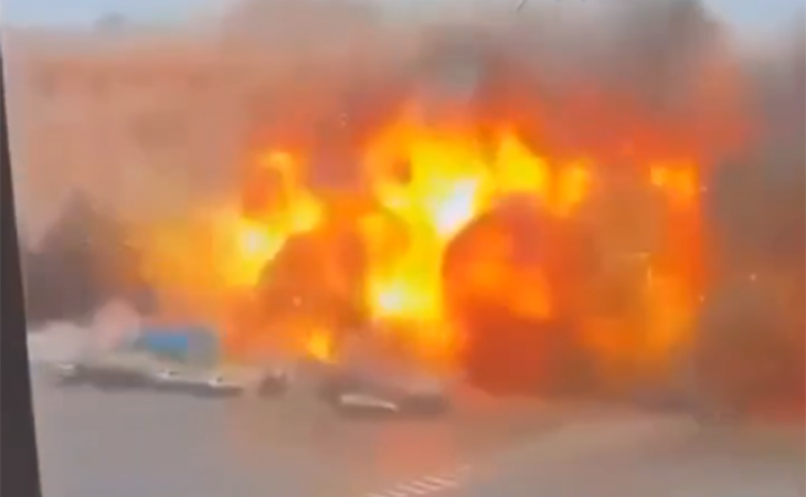 Rusiyanın atdığı raket Ukraynanın Xarkov şəhərinə belə DÜŞDÜ - ŞOK VİDEO