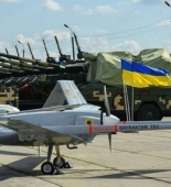 Ukrayna ordusunun “Bayraktar”ı Rusiyanın yanacaq eşelonunu MƏHV ETDİ - ANBAAN VİDEO