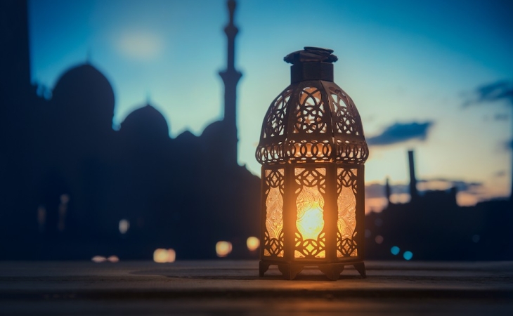 Ramazan ayının başlanma tarixi siyasi qərardır? – Politoloq “hə”, İlahiyyatçı “yox” dedi