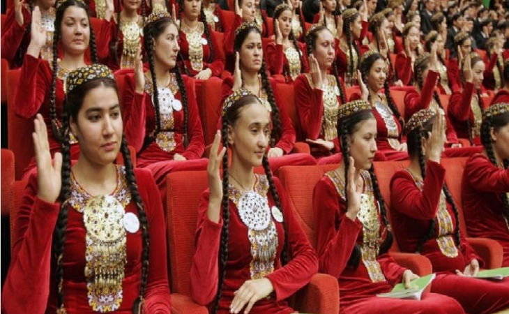 Türkmənistanda qadınlara bu da YASAQLANDI - ŞOK QADAĞA
