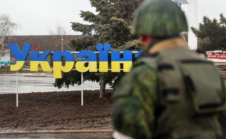 Rusiya Ukraynada yaşayış binasına RAKET ATDI: Ölən və yaralananlar var - VİDEO