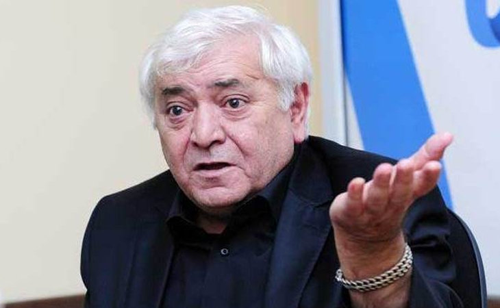 Millət vəkili Aqil Abbas kasıb deputatların adlarını açıqladı - SİYAHI