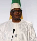Mali prezidenti istefa verib