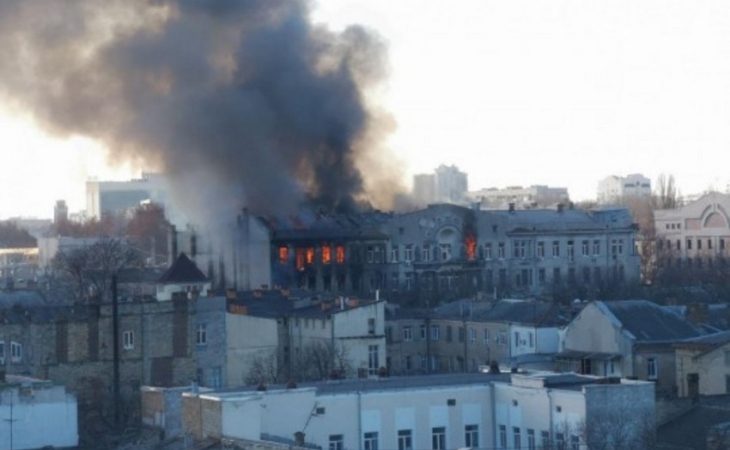"Bu da sizə rus "sülhü" - Bombalanan Odessa - VİDEO