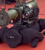 Rusiyanın yeni silahı "robot it" məsxərəyə qoyuldu - VİDEO