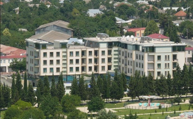 Azərbaycanda 9 milyon manata otel satılır - FOTOLAR