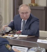Putinlə oğulları müharibədə olan ana arasında maraqlı dialoq - Video