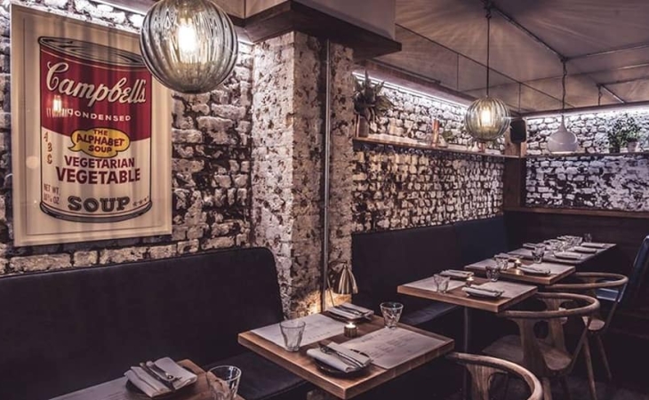 Azərbaycanlı generalın qızlarının Londondakı restoran biznesi - ÜNVAN + FOTOLAR