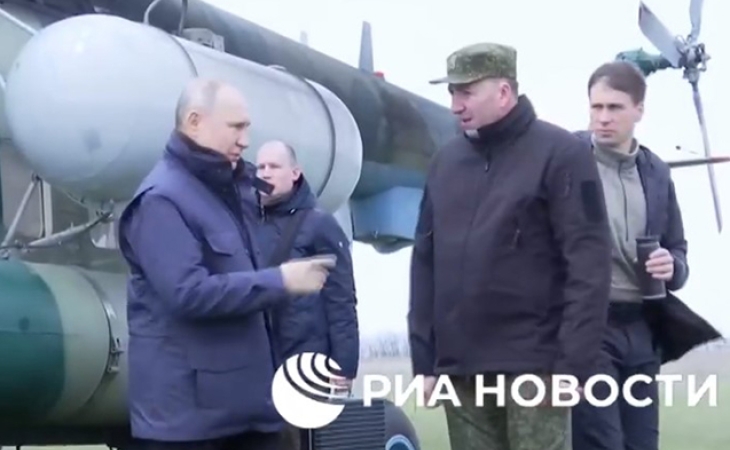 Vladimir Putin ilk dəfə Xersona getdi - VİDEO