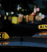 Azərbaycanda taksi sürücüsü yuxuya getdi, maşını müştəri idarə etdi - FOTO/VİDEO