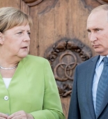 Putin və Mekrel Donbassda vəziyyətin eskalasiyasından narahatdır