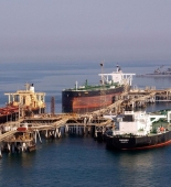 Rusiya sanksiyalardan yayınaraq neft tədarük edən tanker donanmasının əsas hissəsini itirib