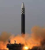 NATO ölkələri Şimali Koreyanın raket və nüvə proqramını pisləyib