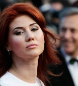 “Putinin qızılı saçlı agenti”: Rusiyanın 100 seksual qadınından biri
