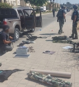 Polis İsrail ərazisinə soxulan terrorçulardan ələ keçirilən silahların fotolarını dərc edib
