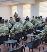 Azərbaycan Ordusunda komandir heyəti ilə toplanış keçirilir - FOTOLAR