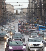 Moskva şəhərinin polis orqanları paytaxtın mərkəzində taksi sürücülərinə atəş açan şəxs barədə araşdırmalara başlayıb.