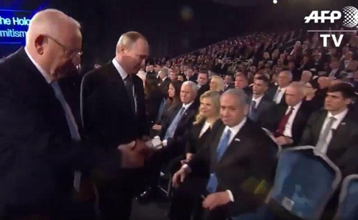 Putindən Netanyahuya hörmətsizlik, əlini sıxmadı - VİDEO