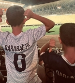 “Qarabağ”ın məğlubiyyətinə ağlayan uşaqlar GÖRÜN KİM İMİŞ - FOTOLAR + VİDEO