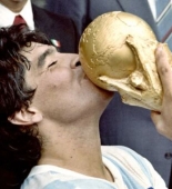 Maradonanın “Qızıl top”u hərraca ÇIXARILDI