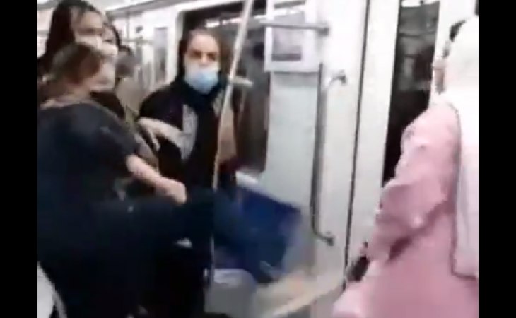 İranda qadınlar metroda maskaya görə bir-birlərinə təpik atdılar - VİDEO