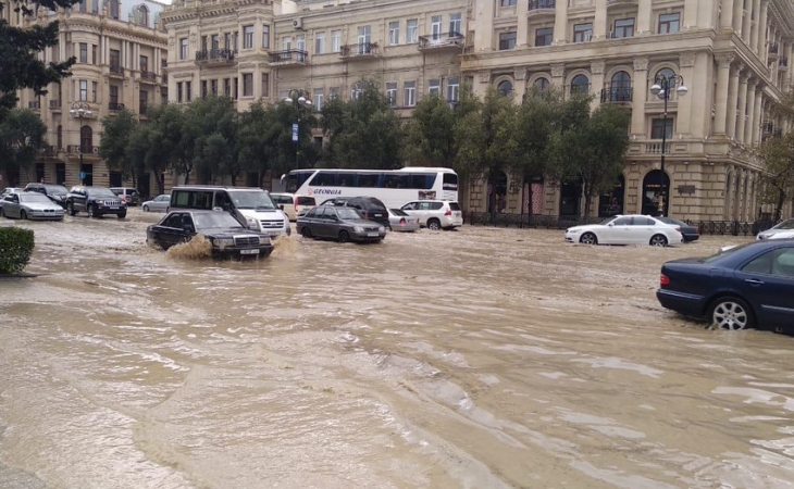 Yağış probleminə görə icra başçılarına XƏBƏRDARLIQ - RƏSMİ