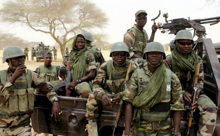Nigeriyada silahlıların hücumu zamanı onlarla insan öldürülüb, yaralılar var