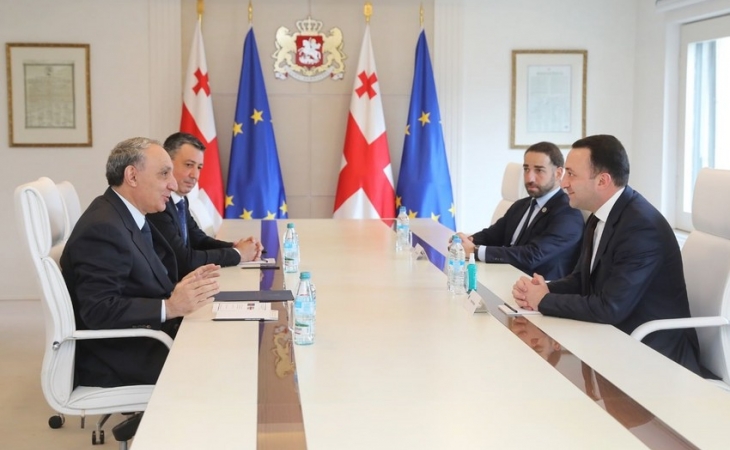 Kamran Əliyev Gürcüstanın Baş naziri ilə görüşdü