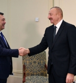 İlham Əliyev Qırğızıstan Prezidenti ilə GÖRÜŞDÜ - FOTO